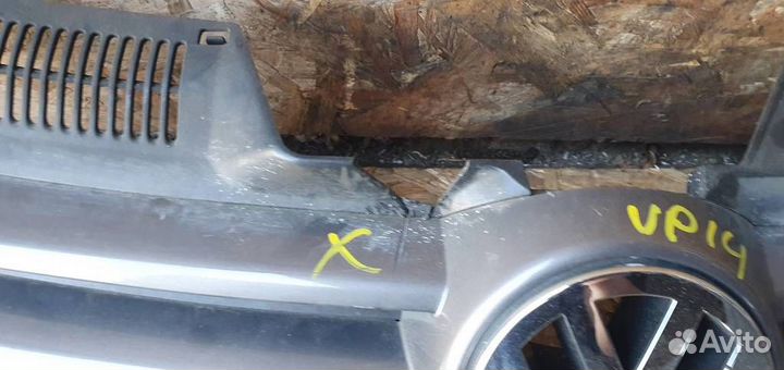 Решетка радиатора Volkswagen Golf V 2003-2009