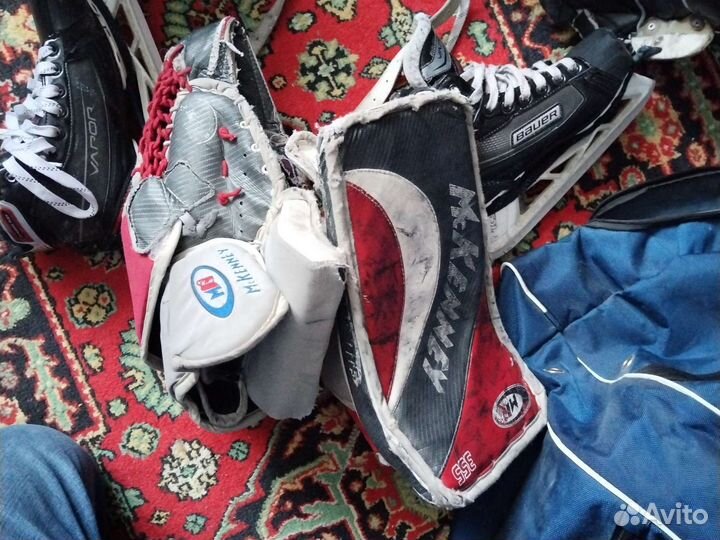 Хоккейная вратарская форма