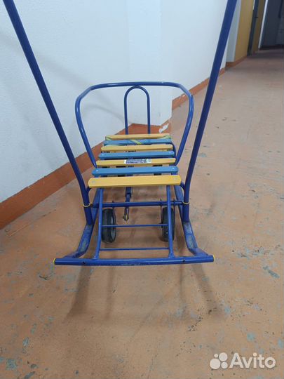 Санки с колесиками