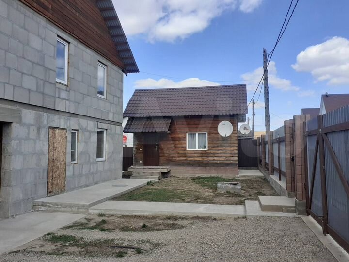 Дом 180 м² на участке 9 сот.