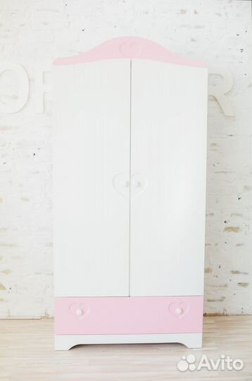 Шкаф в детскую