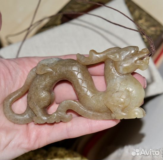 Нефрит Золотой Дракон подвес/артефакт/статуэтка