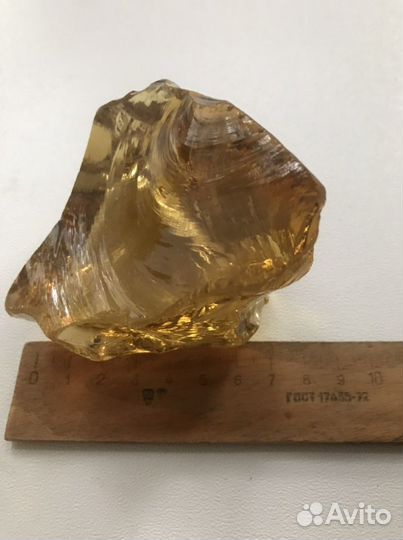 Декоративные камни из стекла