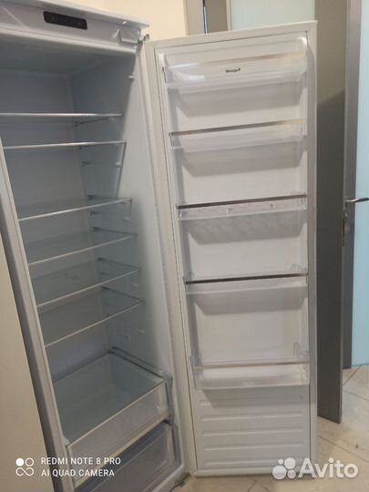 Встраиваемый холодильник Weissgauff 178