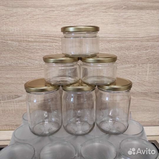 Банка с крышкой твист-офф 0,25 и 0,5 литра