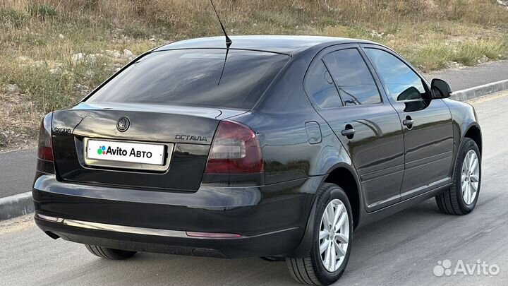 Skoda Octavia 1.6 AT, 2009, 275 100 км