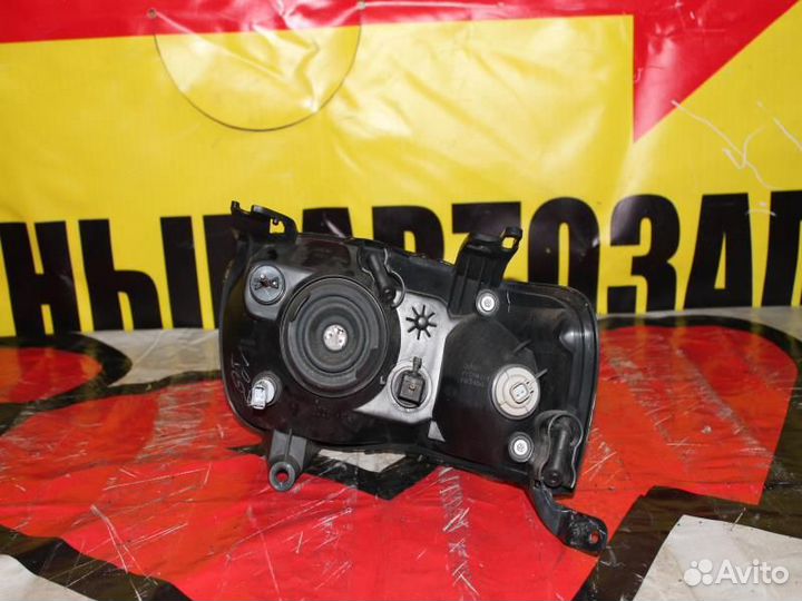 Фара R Форд Эскейп epewf (1модель) 9685 А601