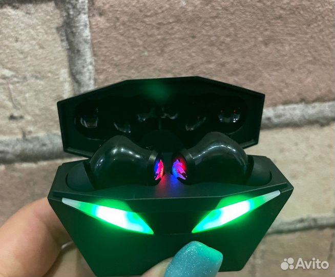 Новые беспроводные наушники incool