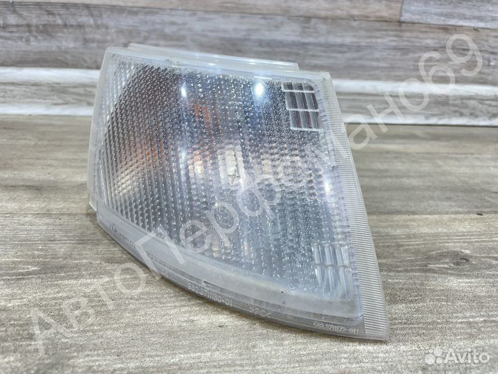 Поворотник правый Ваз 2110 2111 2112