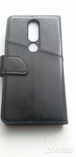 Чехол на телефон