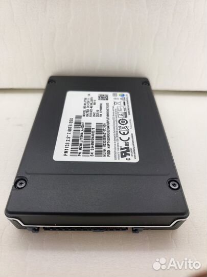 SSD Samsung PM1733 7.68 Тб mzwlj7T6hala-00007