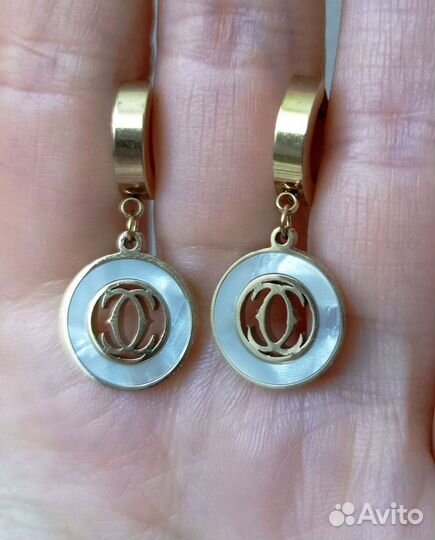 Серьги стильные