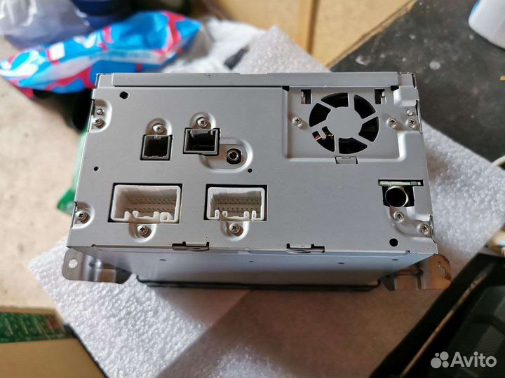 Головное устройство Mitsubishi