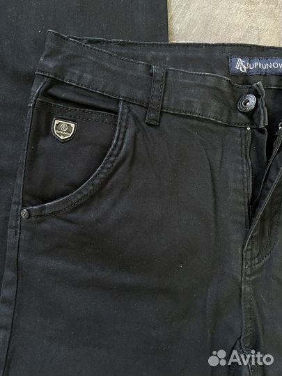 Брюки на мальчика 15-16 лет