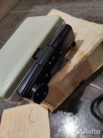 Вафельница СССР электрическая Пересвет