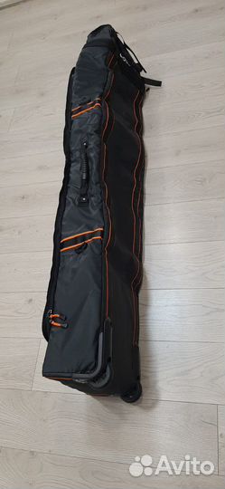 Чехол на колесах для сноуборда