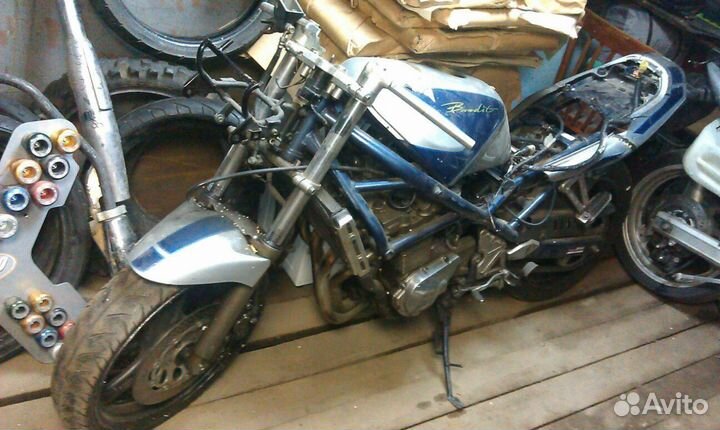 Suzuki Bandit 400 Разбор