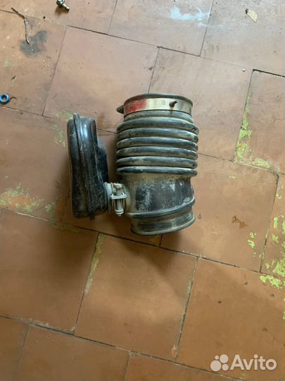 Впускной патрубок VQ35DE