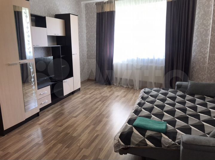 1-к. квартира, 54 м², 1/9 эт.