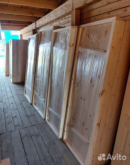 Дверь для бани из сосны