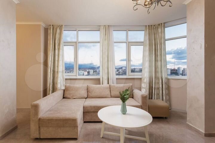 3-к. квартира, 120 м², 18/19 эт.