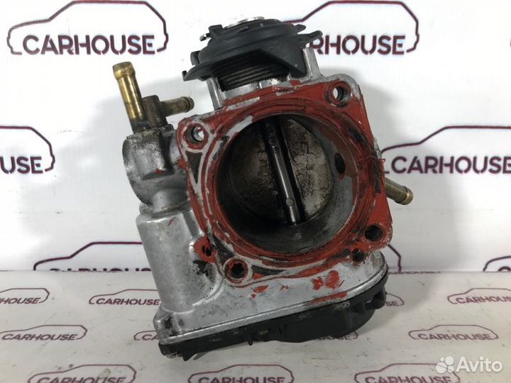 Дроссельная заслонка Volkswagen Golf MK4 1.6 AKL