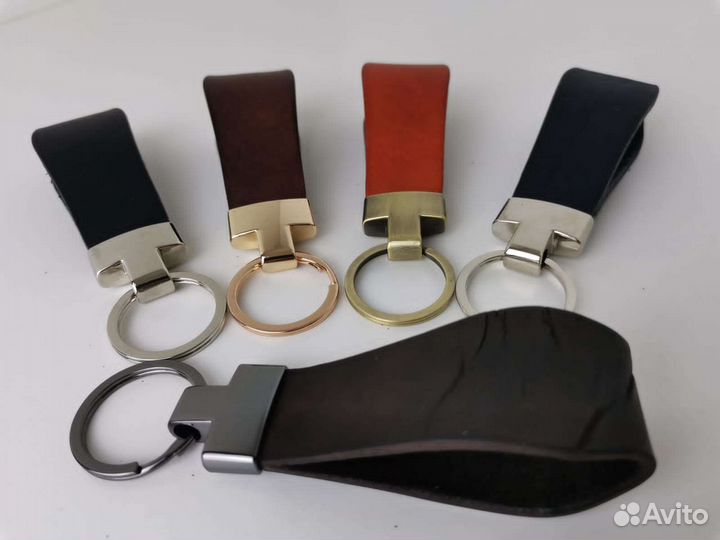 Брелок из натуральной кожи