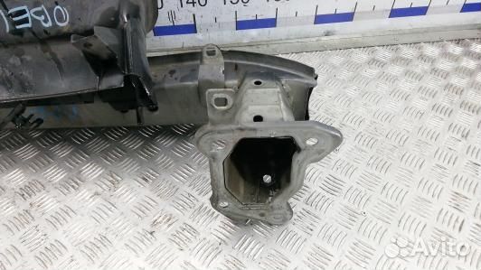 Усилитель бампера передний (кронштейн) volvo S40 I