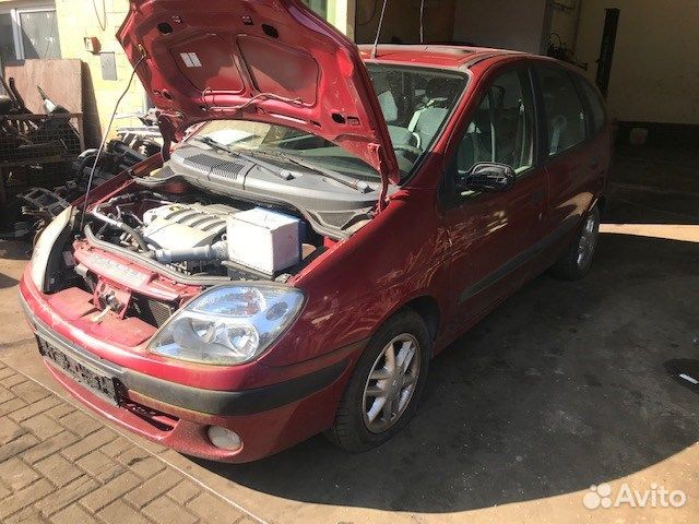 Разбор на запчасти Renault Scenic 1996-2002