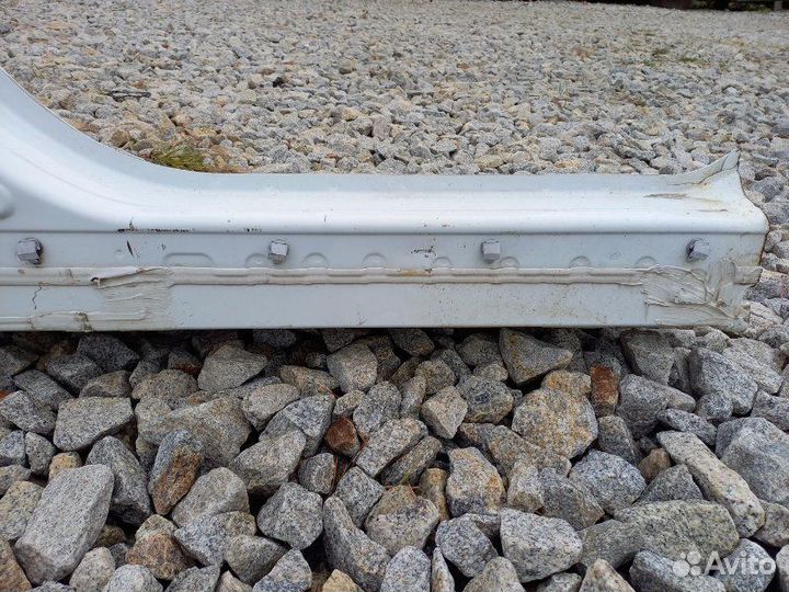 Порог со стойкой правый Ford Focus 3 1.6 115Л.С