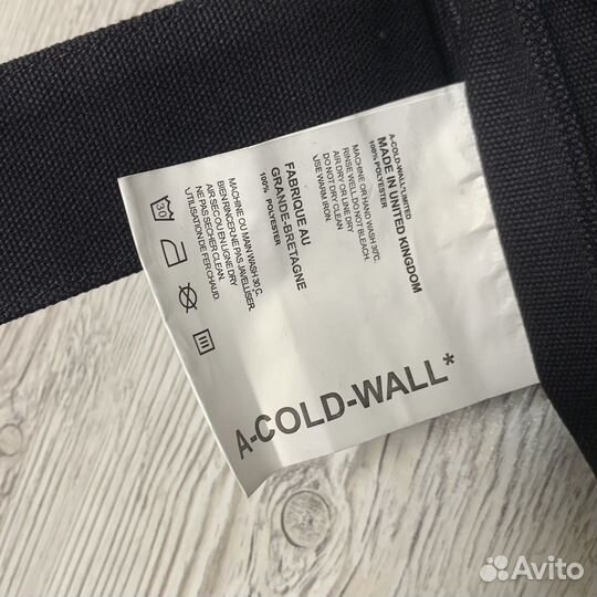A cold wall сумка