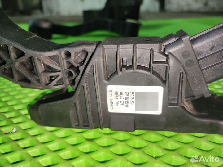 Педаль газа Volkswagen Polo