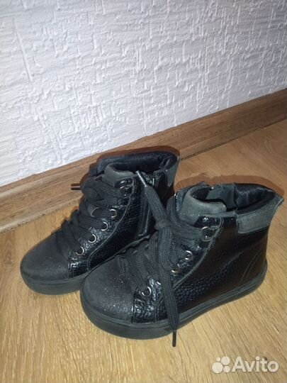 Ботинки для девочки Н&М р 26