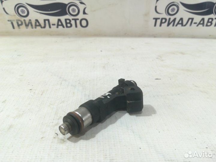 Форсунка Astra J