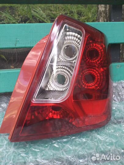 Фонарь задний правый chevrolet lacetti седан