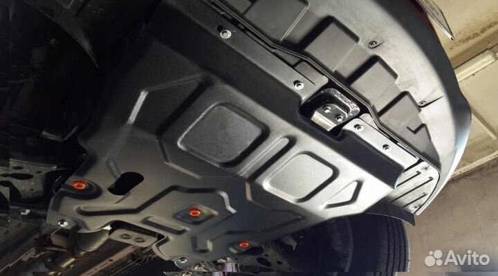 Установка защиты картера Toyota Corolla 2006-2010