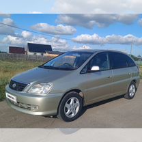 Toyota Nadia 2.0 AT, 2001, 250 000 км, с пробегом, цена 645 000 руб.