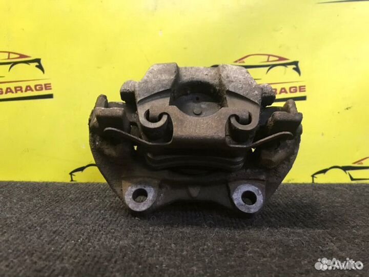 Суппорт задний левый Mercedes 211 W211 OM646.821