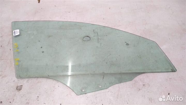 Стекло двери передней правой Mazda 3 BK 02-09г