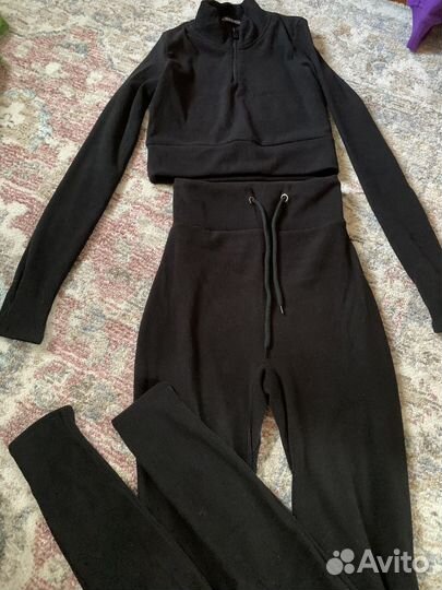 Костюм S