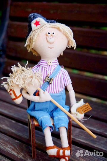 Кукла текстильная