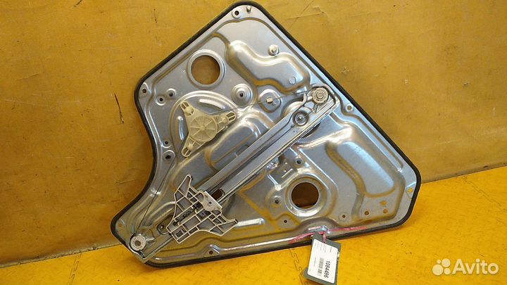 Стеклоподъемник задний левый Venga