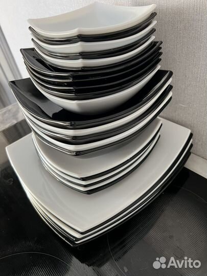 Набор столовой посуды на 6 персон