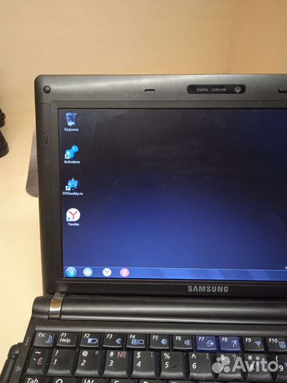 Нетбук самсунг