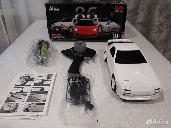 Радиоуправляемая машинка для дрифта