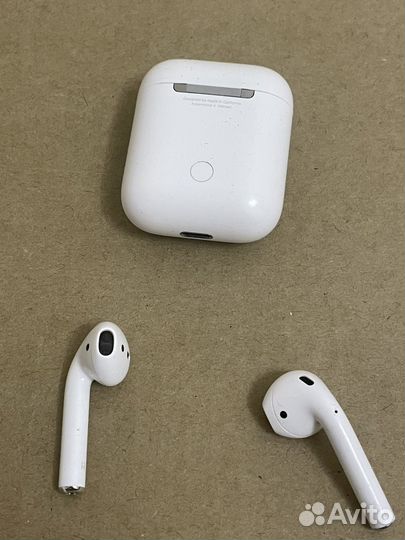 Apple airpods 2