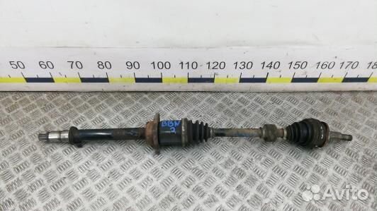 Привод передний правый toyota avensis T27 (BBN02N1