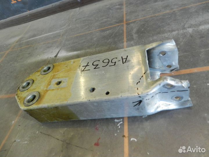 Кронштейн усилителя бампера - BMW 5 F07 GT