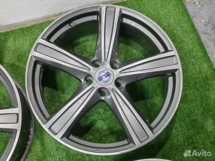 Диски R-19 (5x108; Et42; 8j)