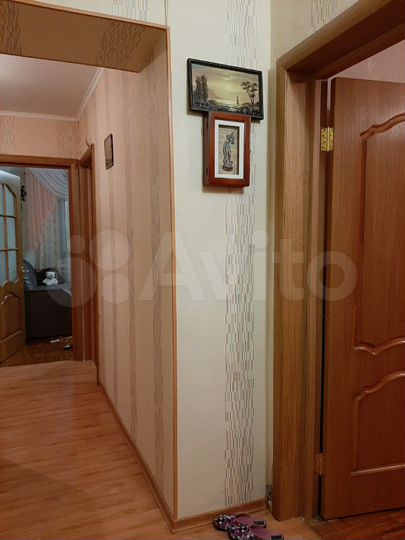 3-к. квартира, 70 м², 2/12 эт.